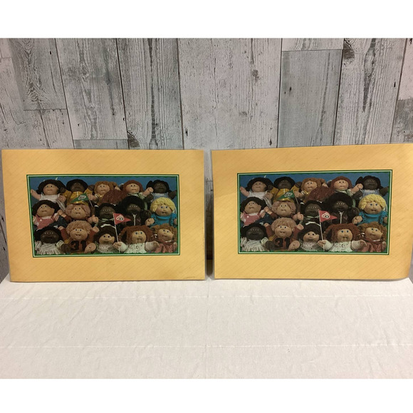 2 Vintage 1980s Cabbage Patch Kids Dolls Collection Laminated Plastic Place Mats - Picture 3 of 3